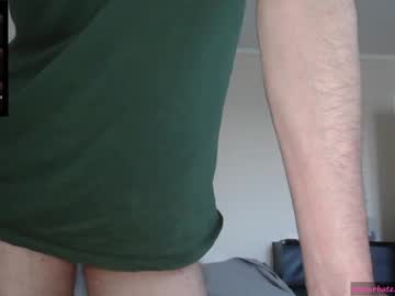 Frenchcutey Chaturbate stream image from April 12, 2025
