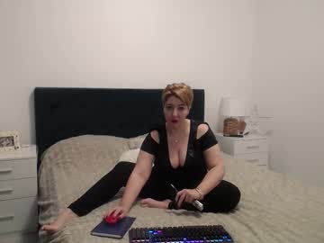 Goddesjackline Chaturbate stream image from April 12, 2025