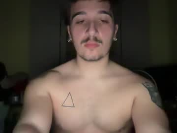 Luisfitseed Chaturbate stream image from April 12, 2025