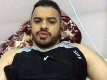 Straightmostofthetime Chaturbate stream image from April 12, 2025
