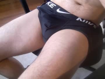 Bluemelonc Chaturbate stream image from April 12, 2025
