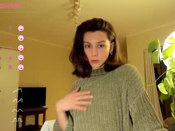 Gingerbread__House Chaturbate stream image from April 12, 2025