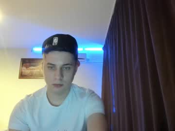 Dreamboy240 Chaturbate stream image from April 12, 2025