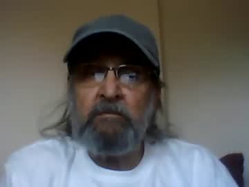 1valentine Chaturbate stream image from April 12, 2025