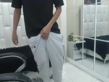 Bran_Bigcock Chaturbate stream image from April 12, 2025