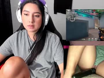 Girlgamer_ Chaturbate stream image from April 12, 2025