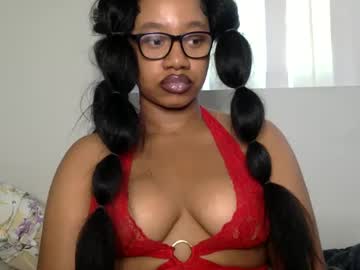 Goddessdaisysky Chaturbate stream image from April 12, 2025
