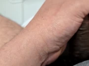 L185 Chaturbate stream image from April 12, 2025