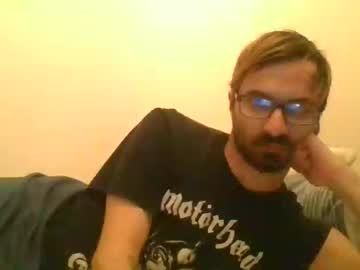 Oeffel Chaturbate stream image from April 13, 2025