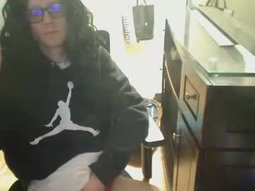 Alx899 Chaturbate stream image from April 13, 2025