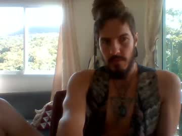 Captainpixie Chaturbate stream image from April 13, 2025
