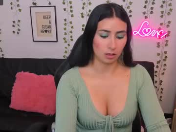 Coliins_Laura Chaturbate stream image from April 13, 2025