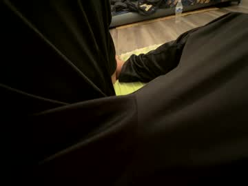 Zkber20 Chaturbate stream image from April 13, 2025
