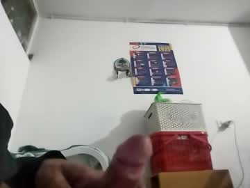 Frnnd1214 Chaturbate stream image from April 13, 2025