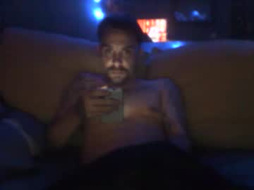 Justask209 Chaturbate stream image from April 13, 2025