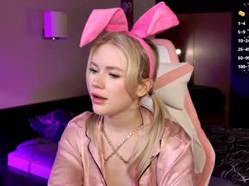 Purr_Meow Chaturbate stream image from April 13, 2025