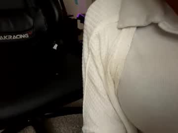 Bouttabitch Chaturbate stream image from April 13, 2025