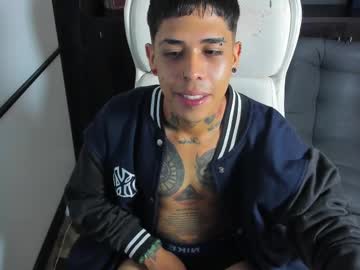 Henriksoto Chaturbate stream image from April 13, 2025