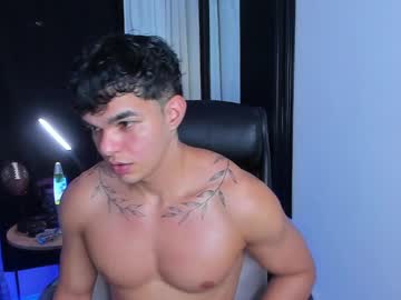 Sam_Dosantos Chaturbate stream image from April 13, 2025