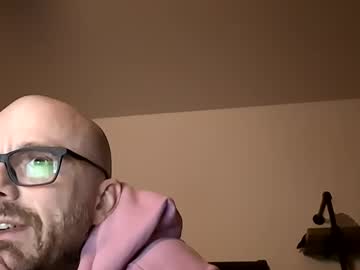 Curvybratandherdude Chaturbate stream image from April 13, 2025