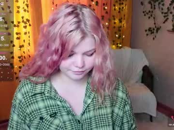 Bratz_Chloe_ Chaturbate stream image from April 13, 2025