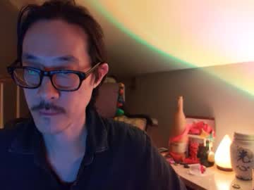 Johneelicks Chaturbate stream image from April 13, 2025