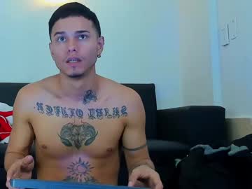 Maximilianovelez Chaturbate stream image from April 13, 2025