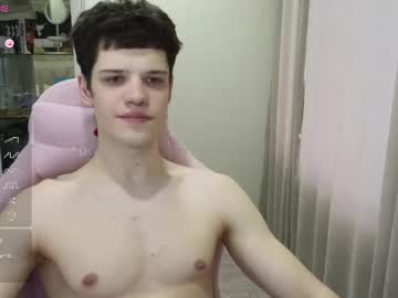 Callme_Christian Chaturbate stream image from April 13, 2025