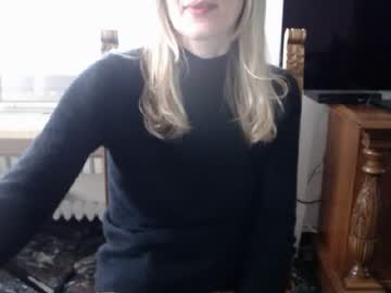 Hornyssima Chaturbate stream image from April 13, 2025