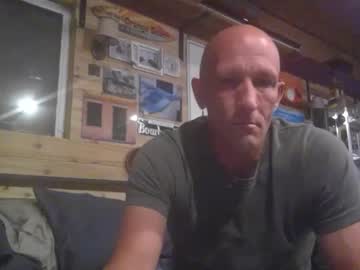 Seanieonafriday Chaturbate stream image from April 13, 2025