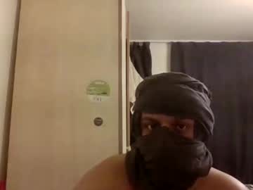 Brownmanin40s Chaturbate stream image from April 13, 2025