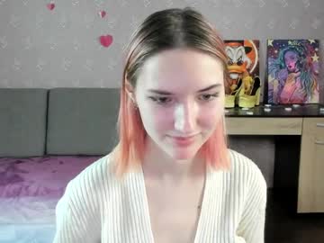 Kikiclark_ Chaturbate stream image from April 13, 2025