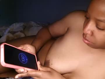 Madamsensuale Chaturbate stream image from April 13, 2025