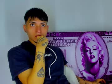 Flaco23_1 Chaturbate stream image from April 13, 2025