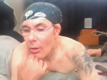 Myeviltwin444 Chaturbate stream image from April 13, 2025