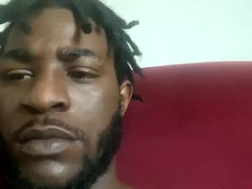 Deven3200 Chaturbate stream image from April 13, 2025