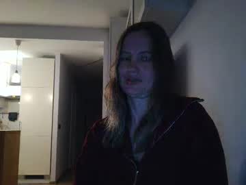 Milly_Browski Chaturbate stream image from April 13, 2025