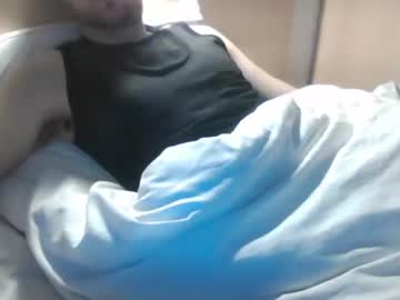 Mrhotboy9906 Chaturbate stream image from April 13, 2025
