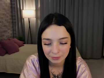 Sia_Lyy Chaturbate stream image from April 13, 2025