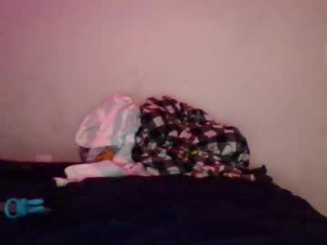 Hoodlatelatenightshow Chaturbate stream image from April 13, 2025