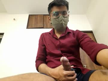 Ken771 Chaturbate stream image from April 13, 2025