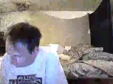 Bluechucks1981 Chaturbate stream image from April 13, 2025