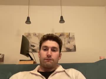 Harrytheslutwhore Chaturbate stream image from April 13, 2025
