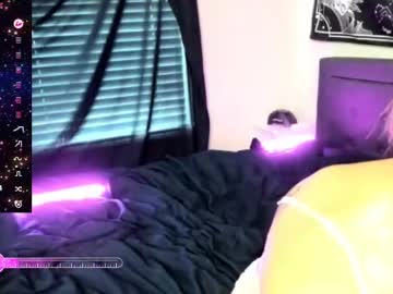 Unholyjelly Chaturbate stream image from April 13, 2025