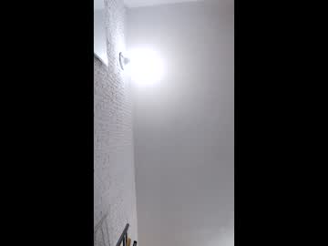 Jeanslover2 Chaturbate stream image from April 13, 2025