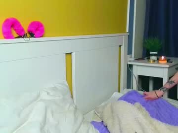 Liramoonss Chaturbate stream image from April 13, 2025