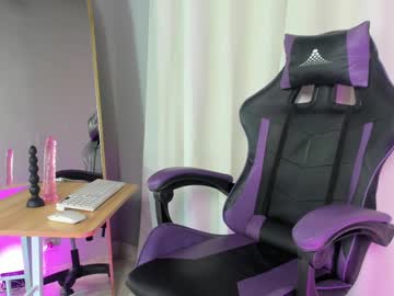 Eve__Queen Chaturbate stream image from April 13, 2025