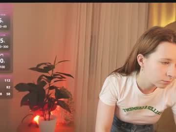 Linnett_Miller Chaturbate stream image from April 13, 2025