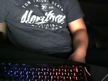 Yourhandsome420 Chaturbate stream image from April 13, 2025