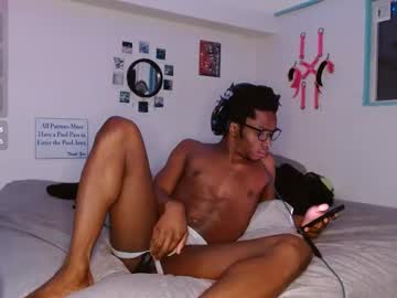 Fathabackwoods Chaturbate stream image from April 14, 2025